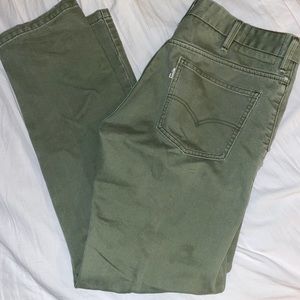Vintage Levi’s courdoroy pants.